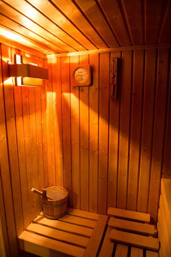 Hotel Rayon De Soleil 尚佩里 外观 照片